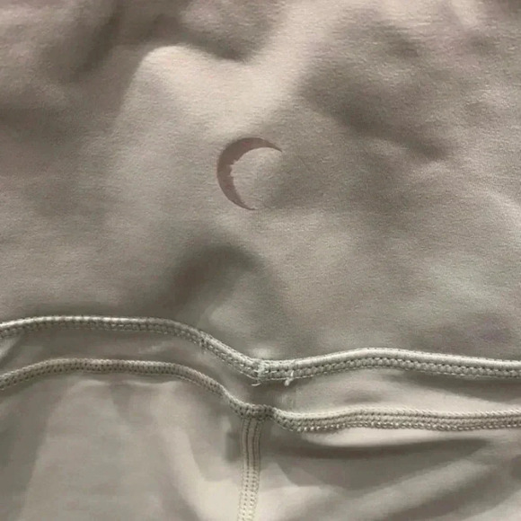 Zyia Mint Light-N-Tight Pocket Leggings Cropped - Picture 6 of 6